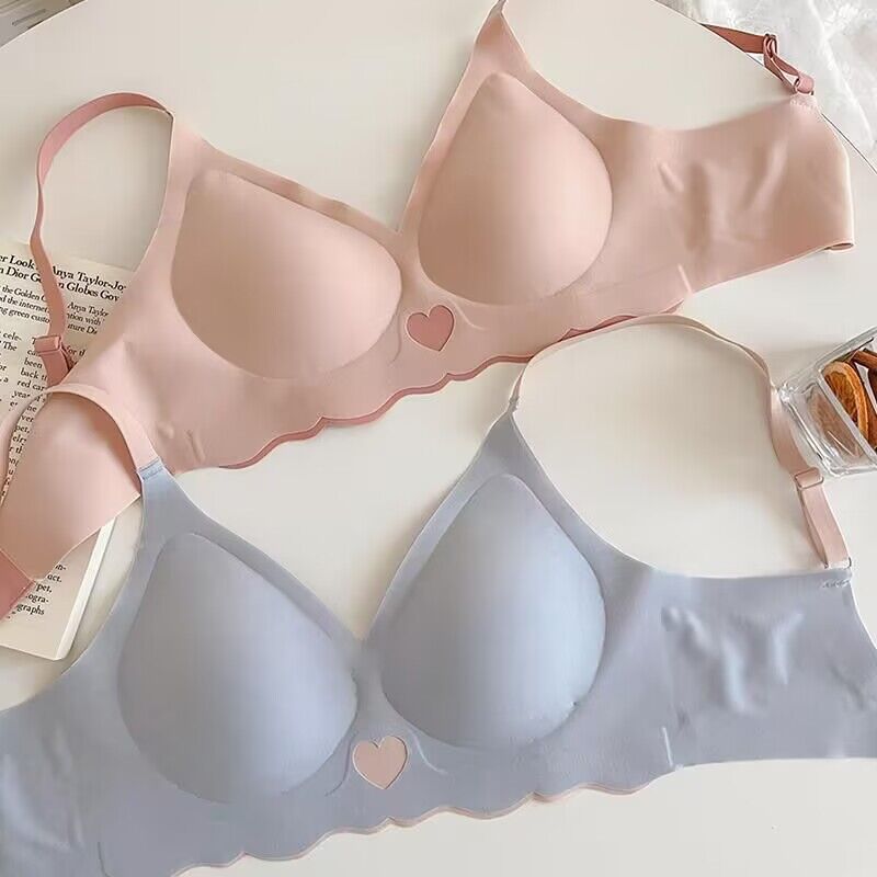 Bra Tak Terlihat Mulus untuk W - Plunge Bra Push Up ulasan dan harga